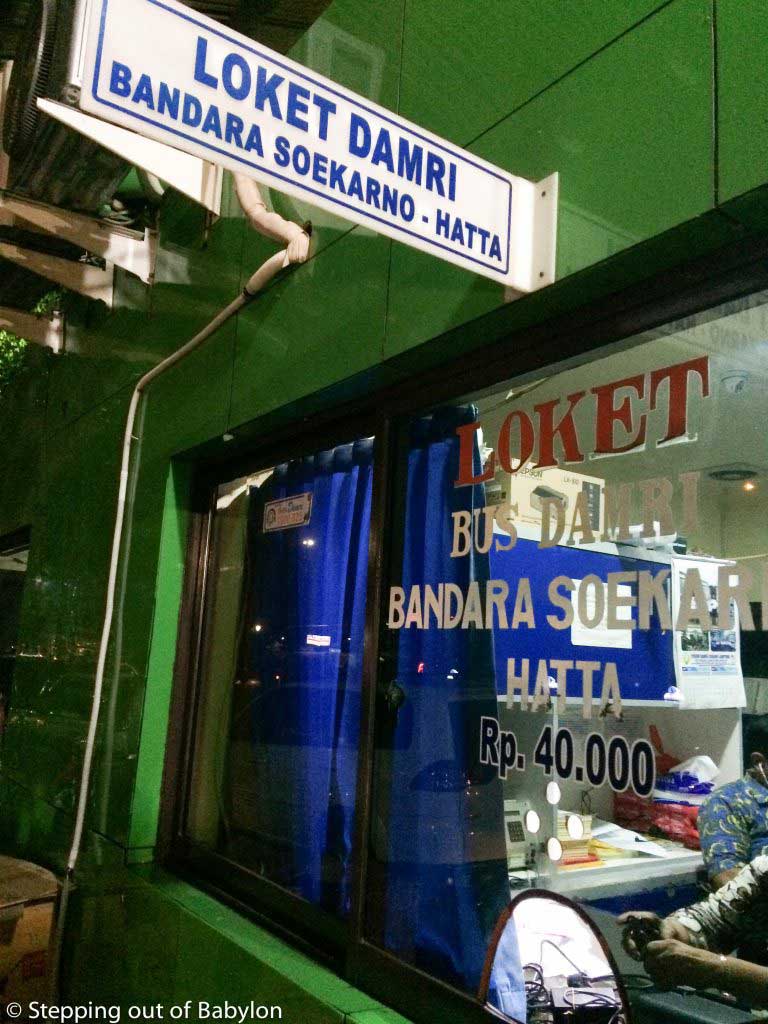 How to get from Jakarta city center to Jakarta International airport by public transport. DAMRI bus ticket