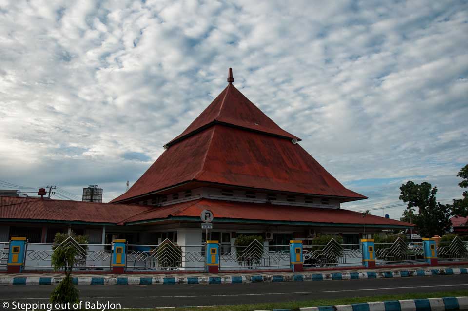 Majid Jamik design by the President Soekarno that can be considered the center of Bengkulu