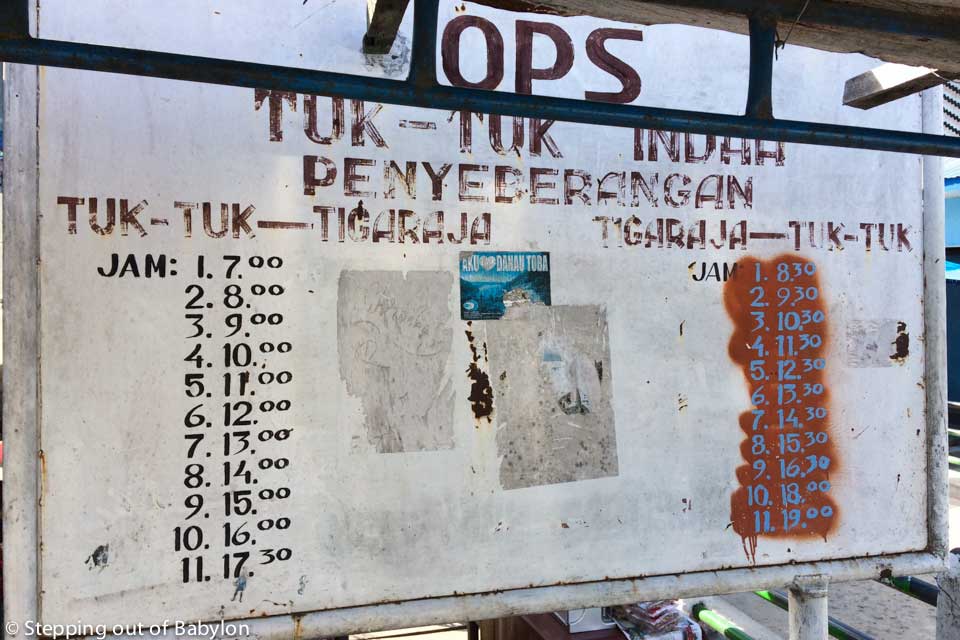 Boat schedule from Parapat to Pulau Samosir, and return