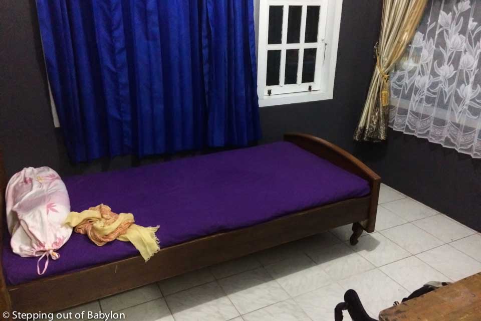 Vista Hotel... single room. A bit depressing but just next door from the San travels bus parking