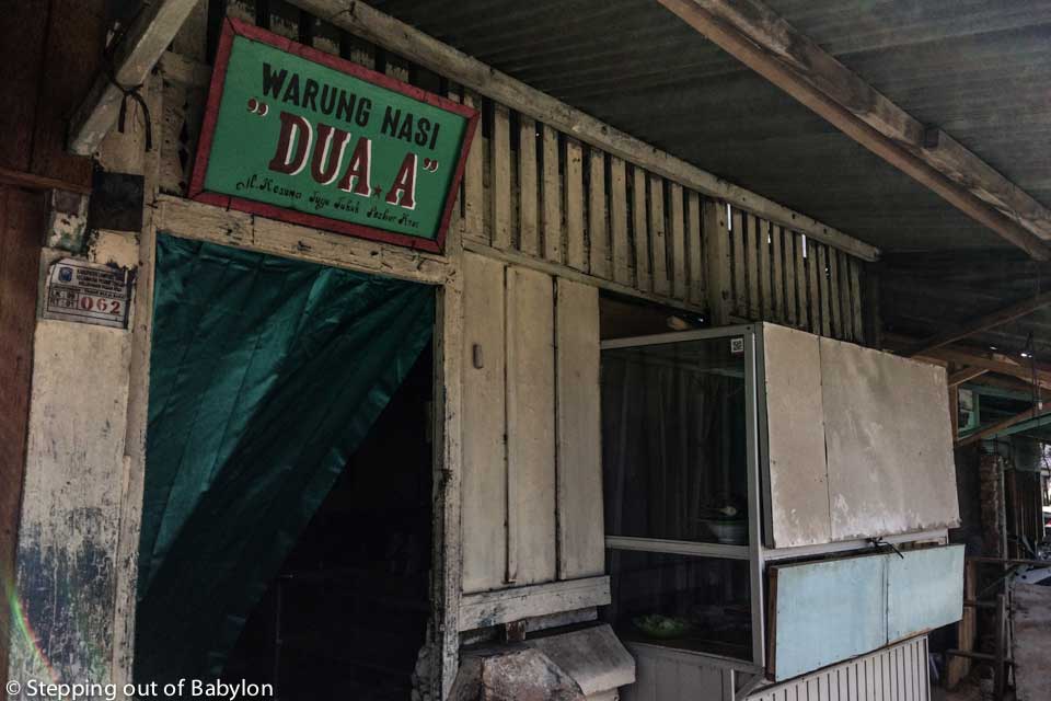 Warung Nasi “Dua A” is open during the Ramadan, when most of the places close during the day