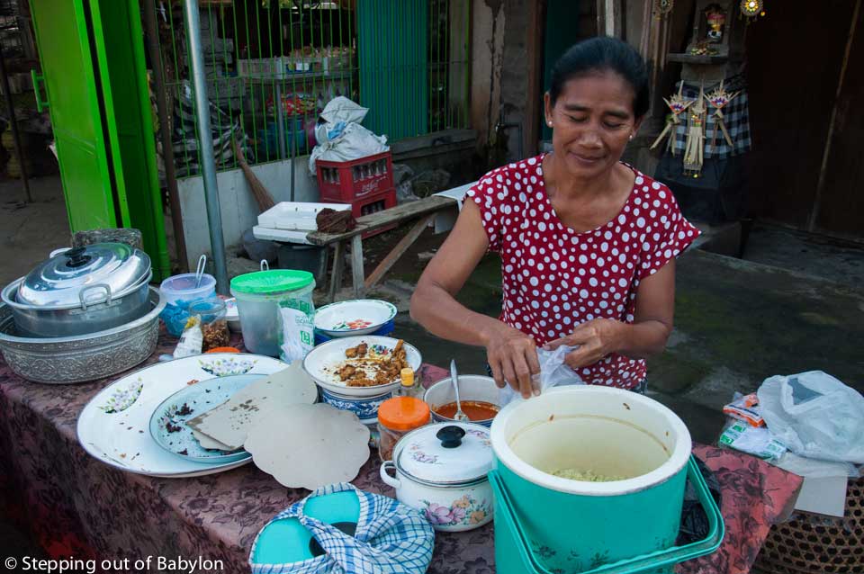 Nasi campur can also be found in improvised food stall that pop up in the mornings along the streets