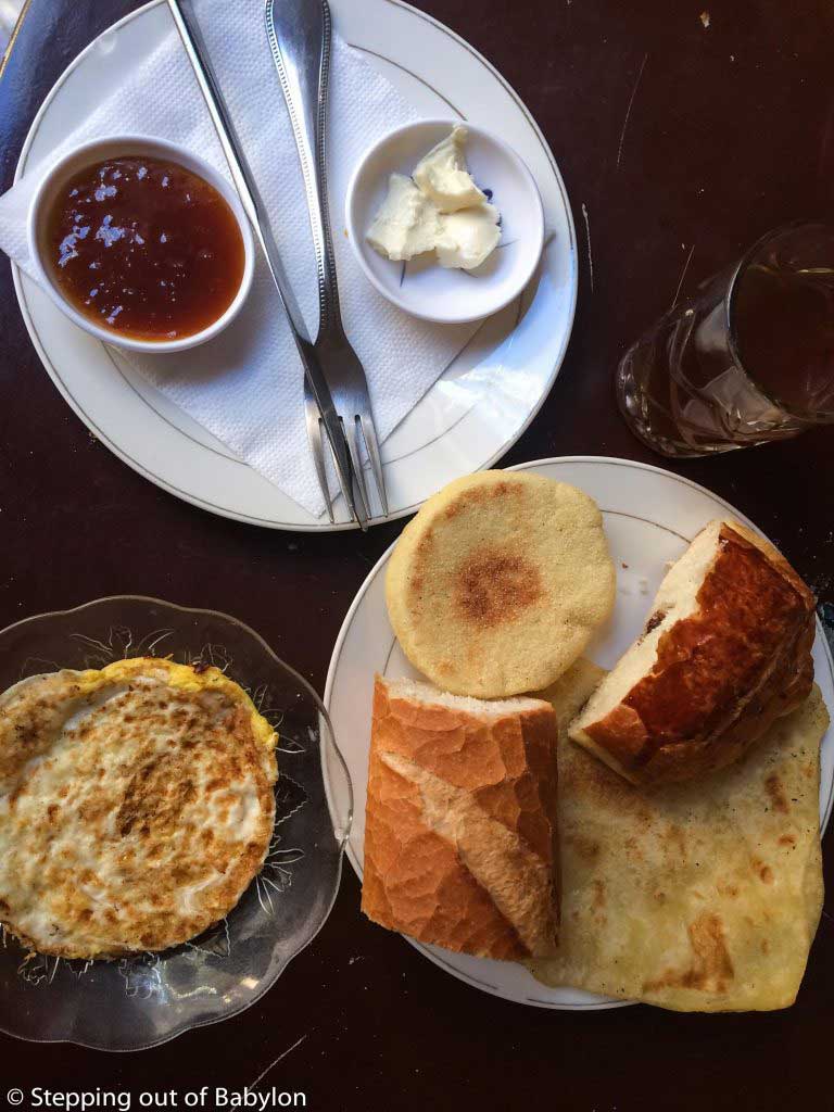 Kashah Red Castel Hostel. Breakfast